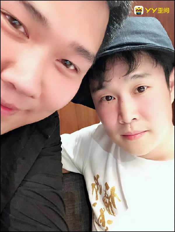 谢小宇小沈阳豪哥杨树林线下聚餐