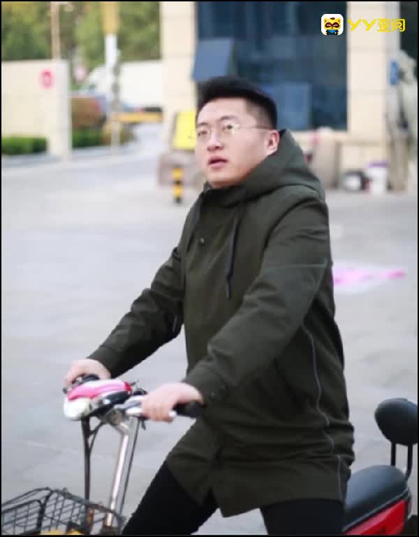 小洲:我没有在外站直播!