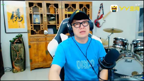 一言不合大佛就与九辰俩干仗