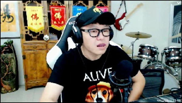 九辰醉酒在3851喊麦…