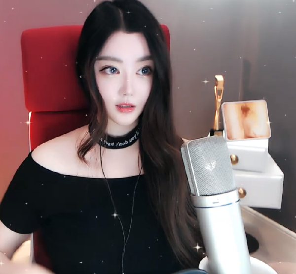 粉丝被晓夏的美貌深深折服