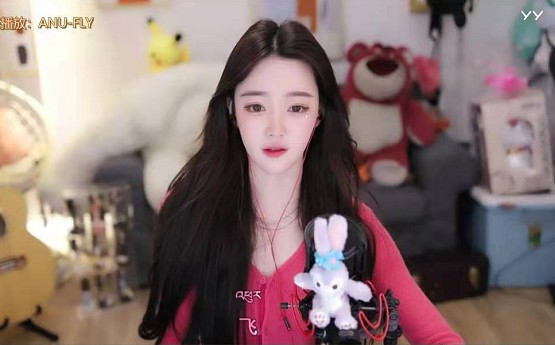 戴羽彤独家美照甜美吸睛度满分