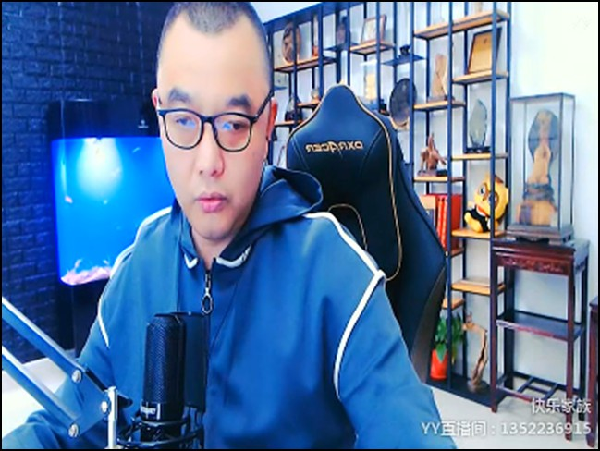 平生哥国外有生意,邀快乐哥去玩