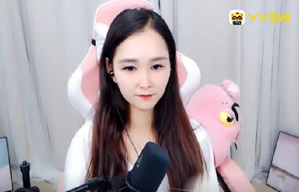 琉璃:从你的全世界路过