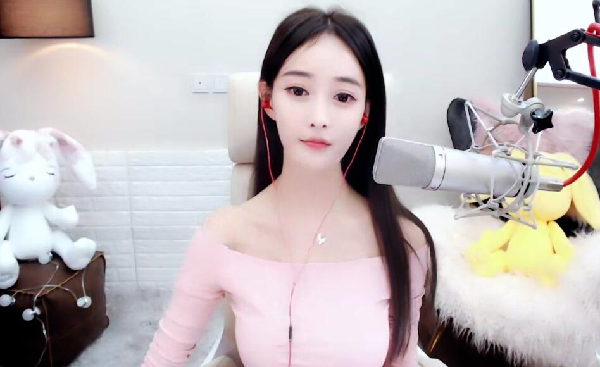 简单豪送百朵樱花,甜甜周星登顶