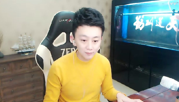 九情带你们看周杰伦演唱会!