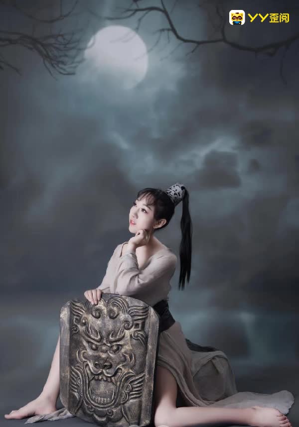 百变美女！性感穿越！！