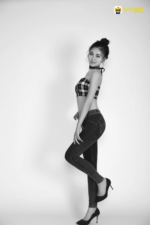 新一代女神，性感与才艺的美宝