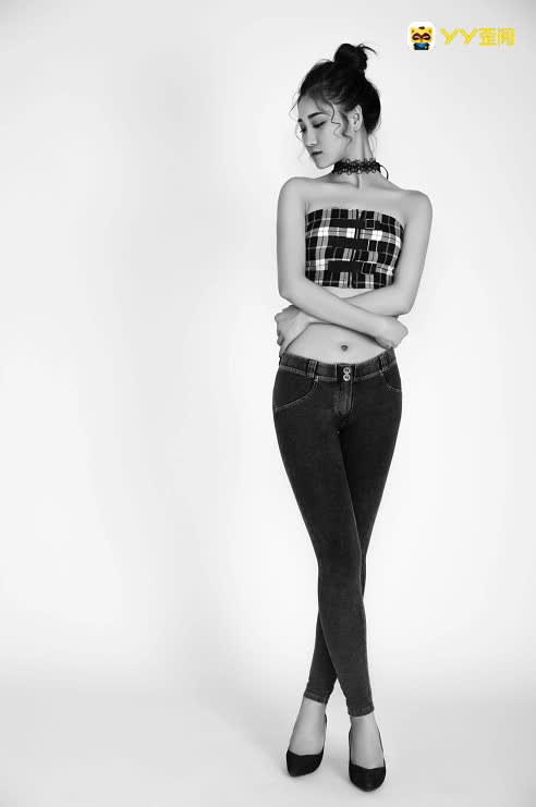 新一代女神，性感与才艺的美宝