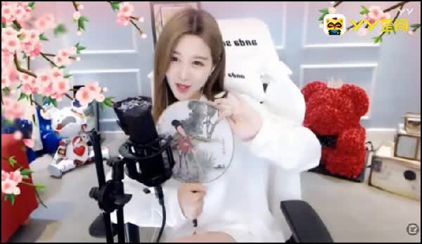 拆塔?小犟虎力劝静静解约舞帝!