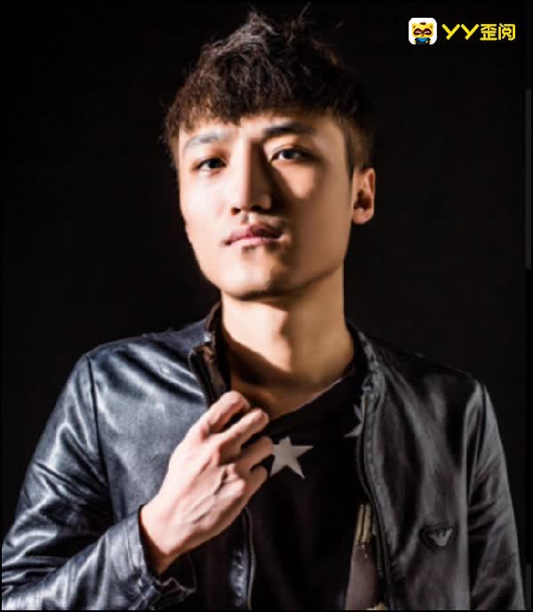 年度新黑马,百万锹晋级18强!