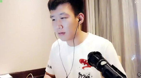 小白龙二蛋百万锹赴宴,无仇恨