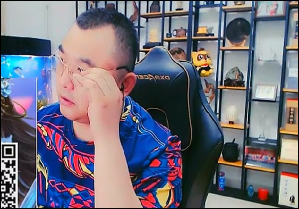 豪哥胡总特为快乐哥下山做这事