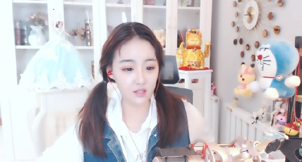 源徒小纯崛起!领跑周星