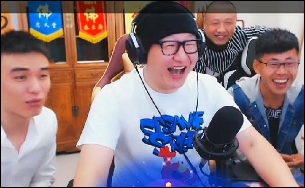 久违的大火箭,佛门众主播惊呼!