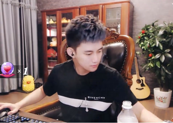 稳baby连麦老利,阿哲如此回应