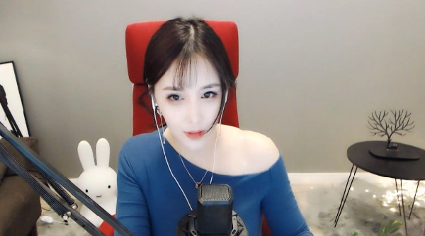 一个月!燕子收到了一千万的礼物