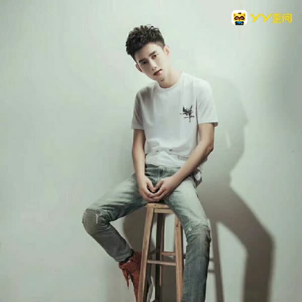 神豪Z哥发微博感叹退网冷暖!