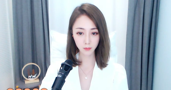 御风诗然与小狮子乱斗相遇