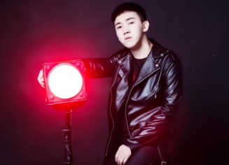 晓磊参战男歌手,晋级18强席位