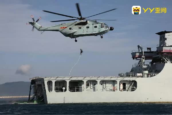 凯西巾帼之旅，探访海军陆战队！