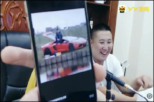 小洲不敢曝光福哥身份，太神秘！