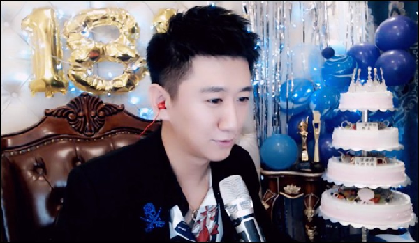 小浩周年庆众咖云集,榜超百万