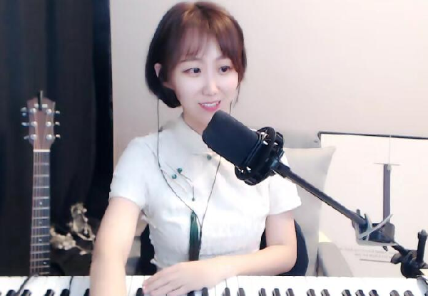 好歌听不够,翠花祁歌声征服大哥