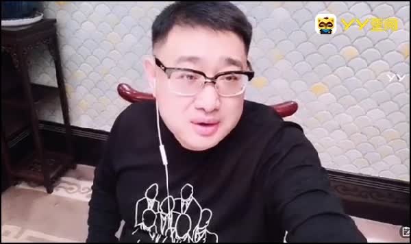 美女粉丝追求飞哥3年没成功