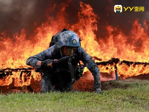 凯西巾帼之旅，探访海军陆战队！