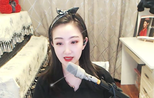 御风柳婷献唱经典老歌《牵手》