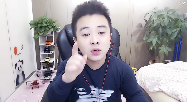 从脱口秀到歌手?仔仔要改行!