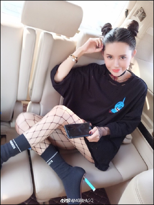 波涛汹涌安九晒性感写真