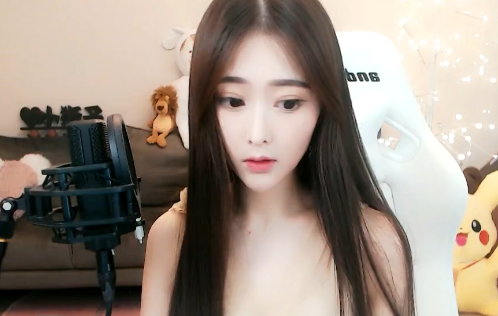 磊徒小狮子与萌妹同框飙歌
