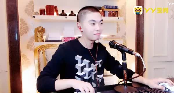 直播多年!赵小磊换发型了不敢信