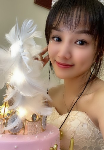 文儿啥事不干,就躺着赚钱!