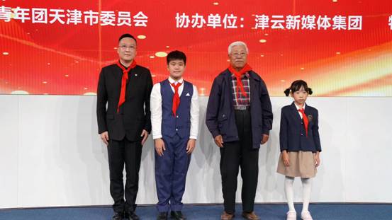 传递优秀精神，复兴获特别贡献奖