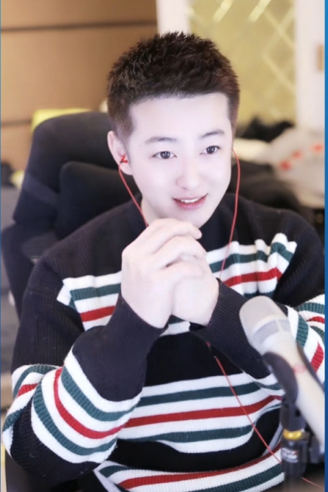 阿阳辟谣没有未婚先孕