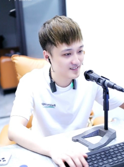 榜上全是朦姐!百万锹喜提牌牌榜