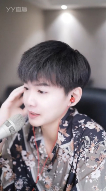 大姐上线战术分析，浅蓝直奔TOP