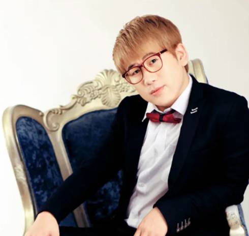 再夺男歌奖杯，神领AK不忘初心