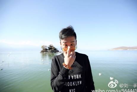 刘一手上线回应三亚挨打事件