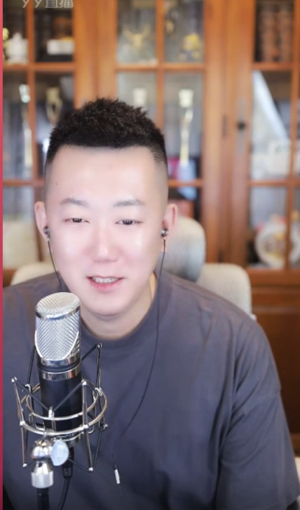 雅乐分享婚后生活，家庭地位告急