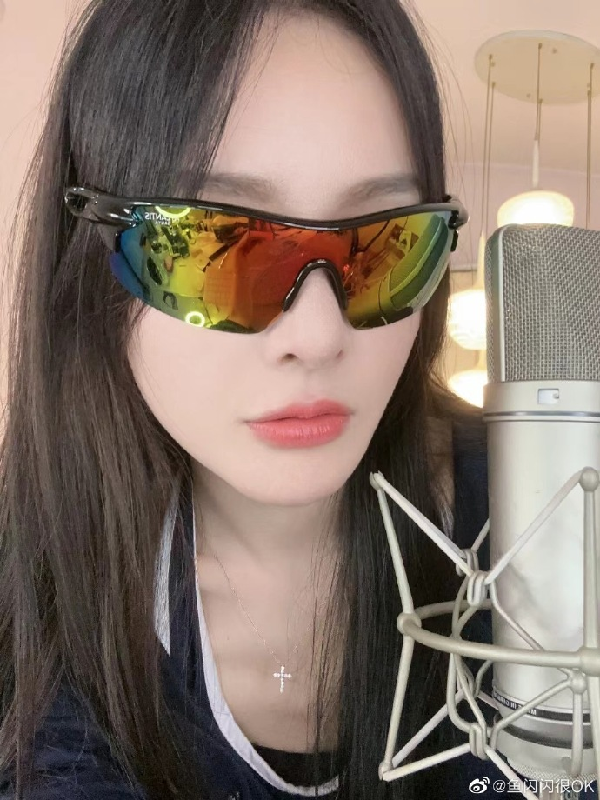 鱼闪闪收到亚特兰蒂斯纪念礼物！