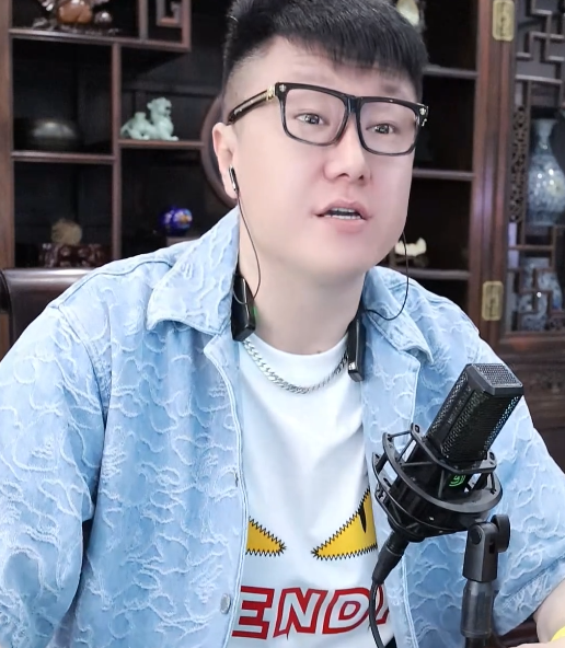 YY最有钱主播，其实是叶无道