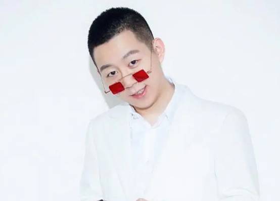 虽然点哥标价5万，但王小源觉得