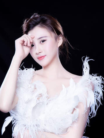 yy日报:甜甜抱文儿,风起战jack