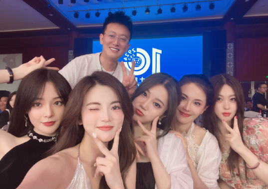 YY独一无二！文儿周年庆太牛了