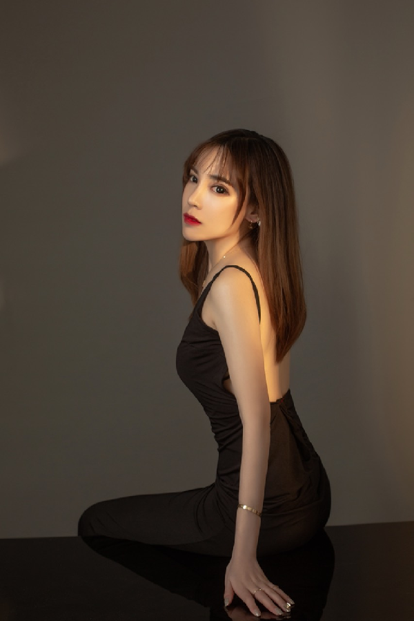 刘夏天曝光晓夏"塑料姐妹情"