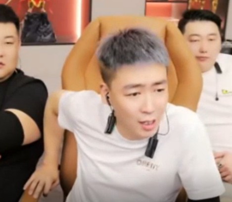 刘一手：必须续约二郎！